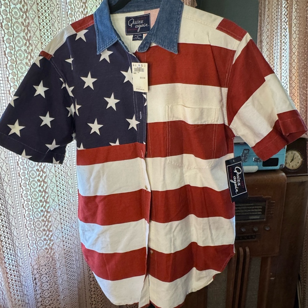 NWT VTG American Flag Short Sleeve Shirt